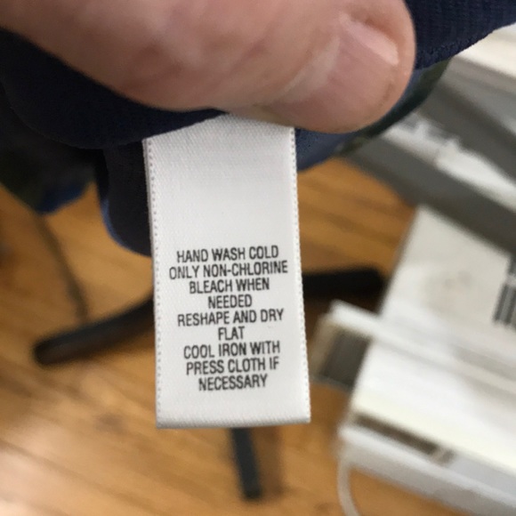 Kate Hill peacock-inspired top. 1X - Picture 5 of 6